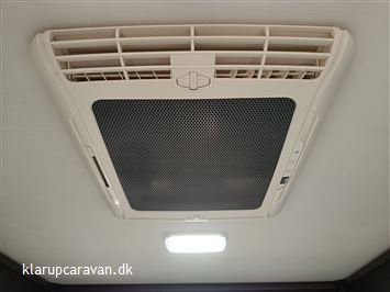 Caravelair Artica 492